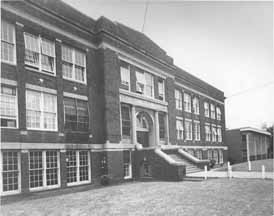 Second Ward High School, site of Carver College classes