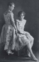 Cousins Mabel and Ethel Wyche, 1930. JEANNE BRAYBOY.