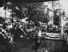 President Taft watches the crowds, 1909